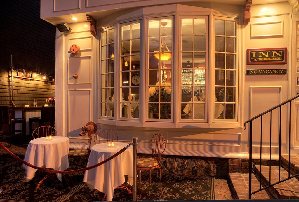 Bouchard Restaurant & Inn Newport Exteriér fotografie